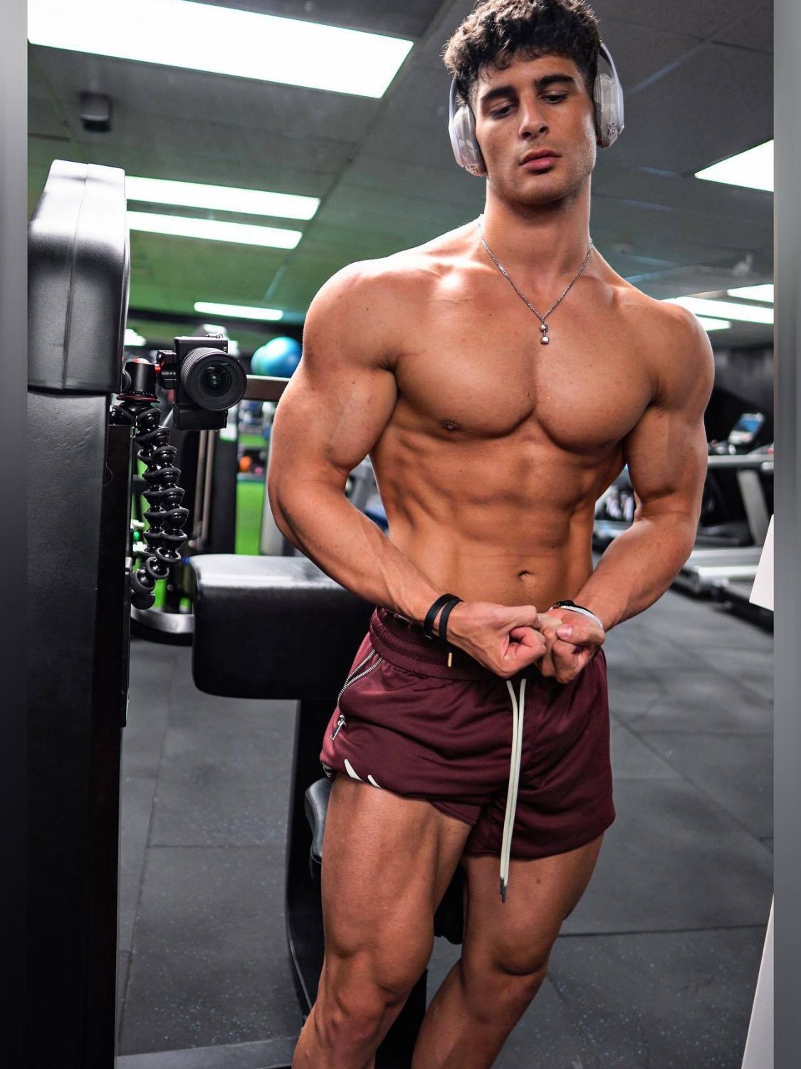 Men's drawstring Gym Shorts – Breathable & Flexible Athletic Wear - TNT Fitness