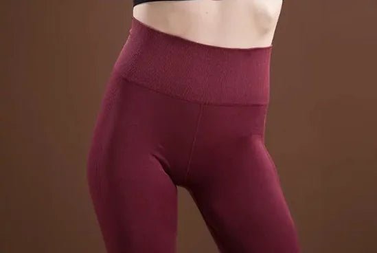 Women's seamless super stretch workout leggings designed with high elasticity for a perfect fit. Crafted from breathable, moisture-wicking fabric, these leggings provide ultimate comfort and flexibility. Ideal for high-intensity workouts, yoga, or casual athleisure wear. - TNT Fitness Gear