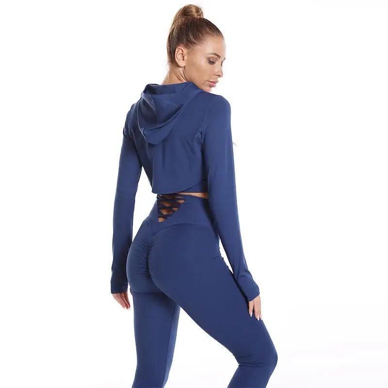 Seamless 3-piece sport suit featuring a comfortable, breathable, and stretchy design. Perfect for workouts and athleisure, this set offers flexibility and style, keeping you supported during intense training sessions - TNT Fitness Gears