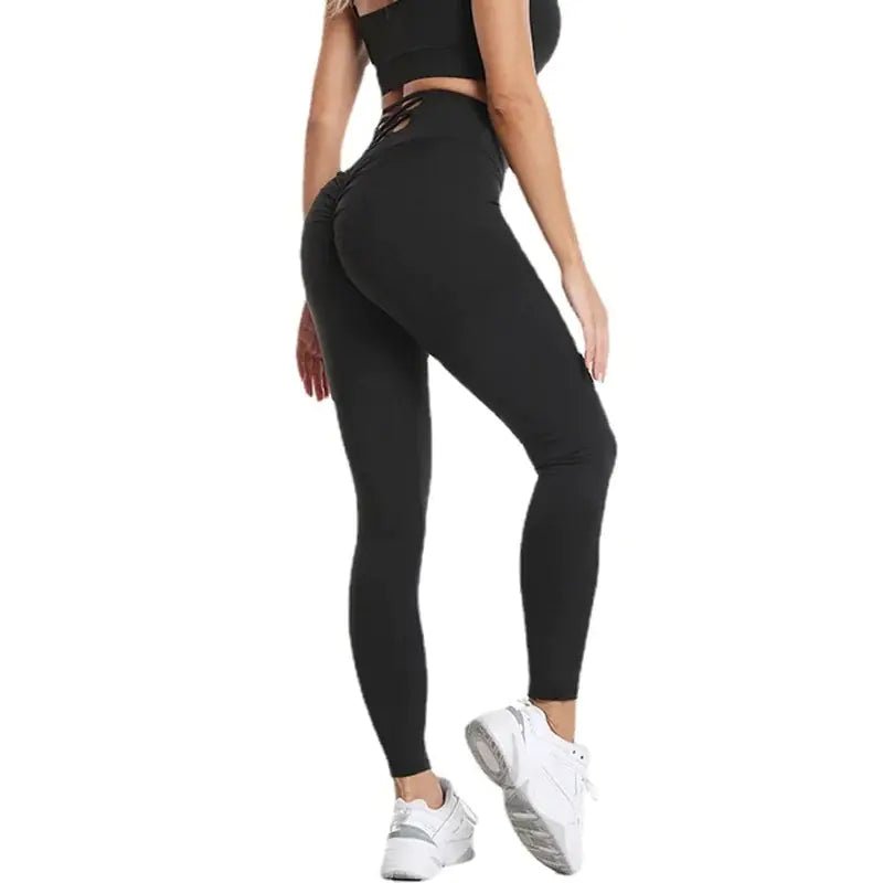 Seamless 3-piece sport suit featuring a comfortable, breathable, and stretchy design. Perfect for workouts and athleisure, this set offers flexibility and style, keeping you supported during intense training sessions - TNT Fitness Gear
