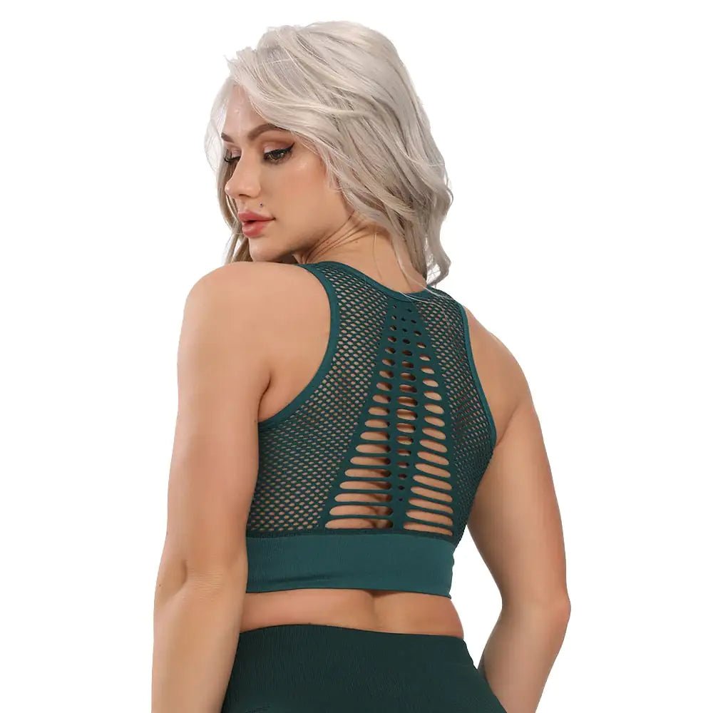 High-quality women's workout sports bra offering excellent support and comfort. Features a stylish design and moisture-wicking fabric, ideal for gym sessions, running, and various fitness activities