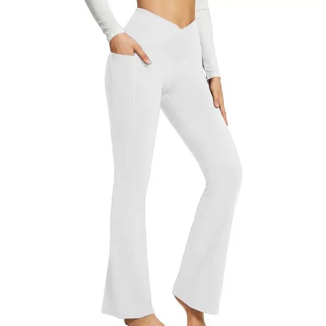 Functional and fashionable workout leggings with pockets designed for women. Made from stretchy, moisture-wicking fabric, these high-waisted leggings provide comfort and convenience during exercise and casual wear.