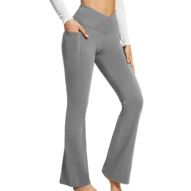 Functional and fashionable workout leggings with pockets designed for women. Made from stretchy, moisture-wicking fabric, these high-waisted leggings provide comfort and convenience during exercise and casual wear.