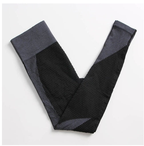 Black/gray women’s high waisted workout leggings close-up