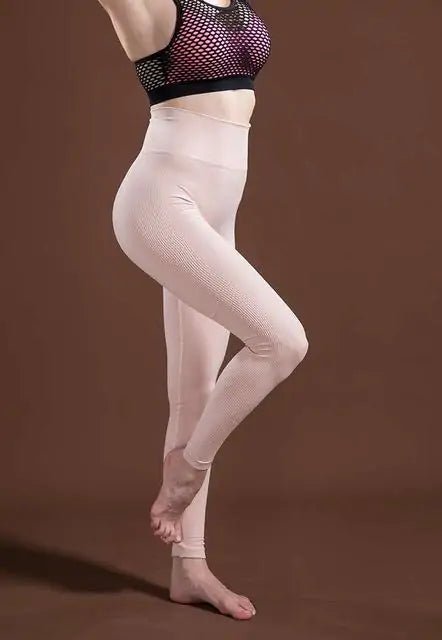 Women's seamless super stretch workout leggings designed with high elasticity for a perfect fit. Crafted from breathable, moisture-wicking fabric, these leggings provide ultimate comfort and flexibility. Ideal for high-intensity workouts, yoga, or casual athleisure wear. - TNT Fitness Gear