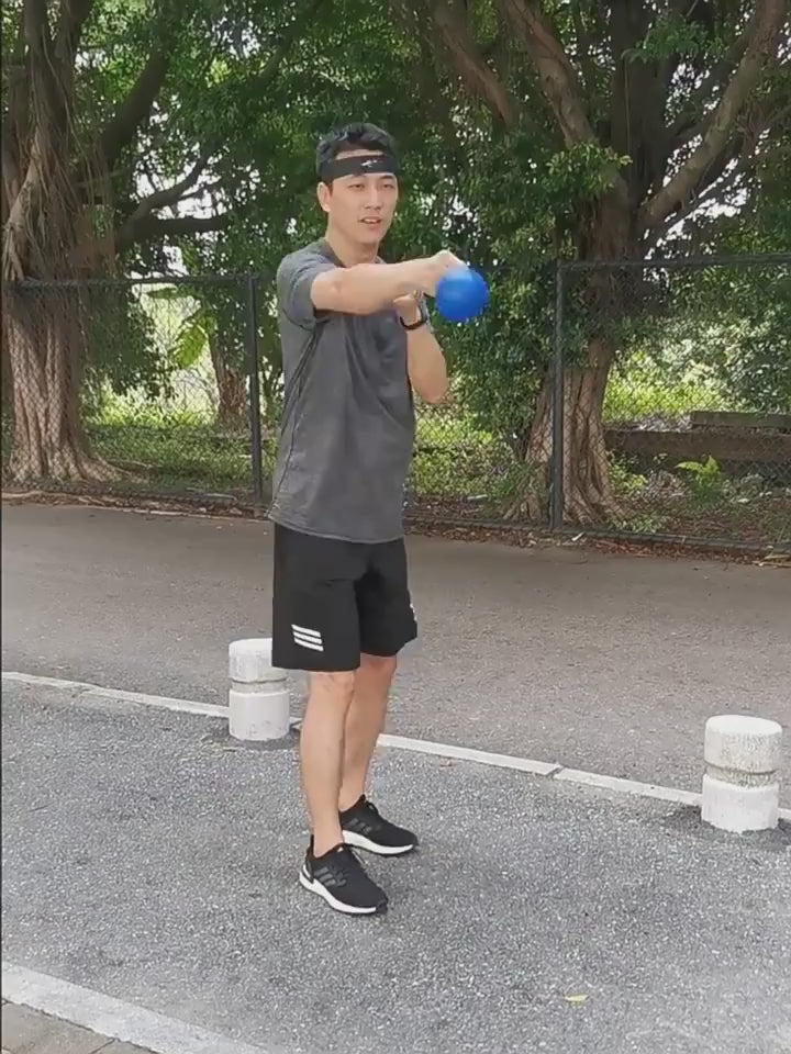 Demo video showcasing the Head-Worn Boxing Reflex Ball in action, highlighting techniques to improve hand-eye coordination, reflexes, and boxing skills. Perfect for athletes of all levels seeking a fun and effective training tool.